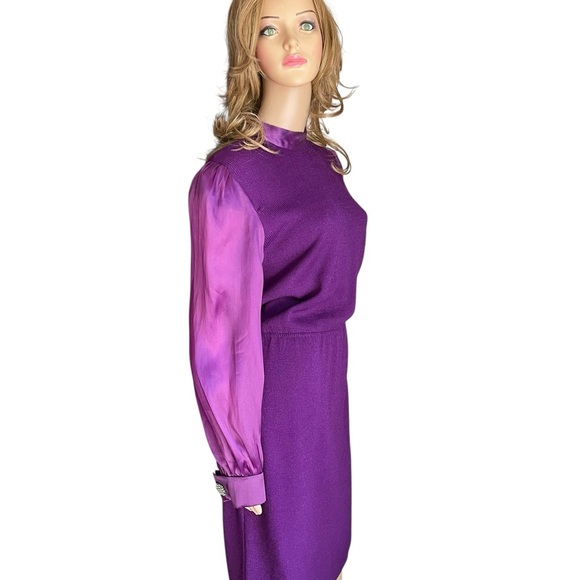 Vintage St. John By Marie Gray
Sz. 6-8 Purple Long Sleeve Mid Length Knit Dress - Picture 2 of 15